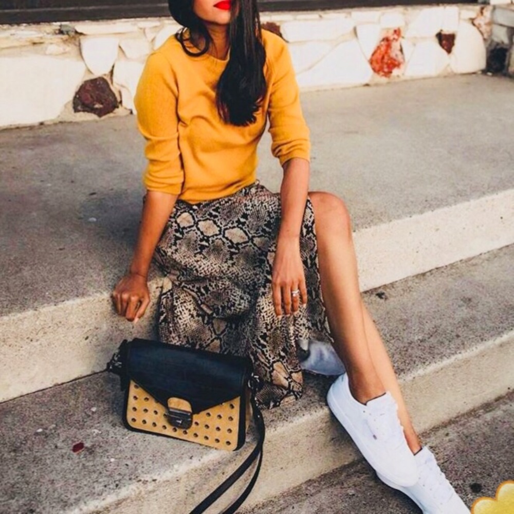 H&M cute yellow knit sweater 💛